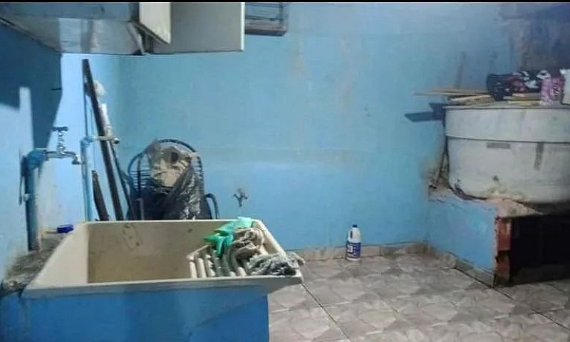 Vendo Casa No Itapoã...