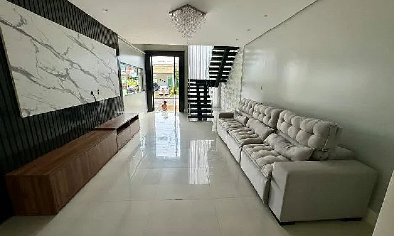 Espetacular Casa Dup...