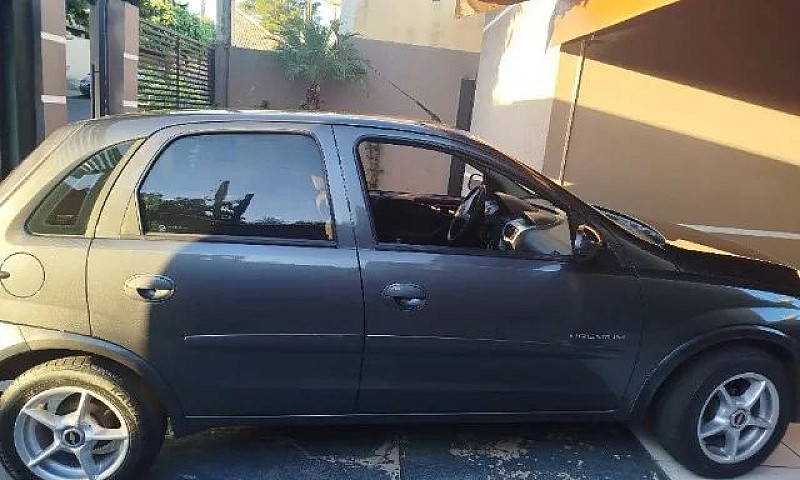 Chevrolet Corsa Hat....