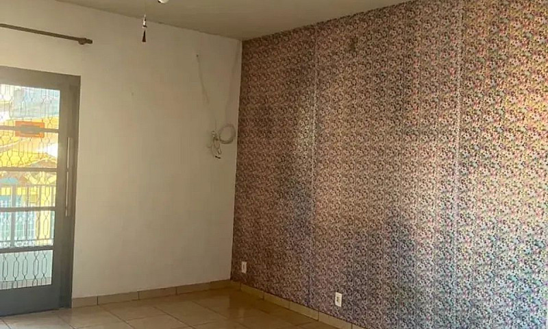 Casa Disponível Para...