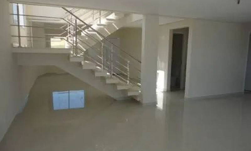 Sobrado À Venda E Pa...