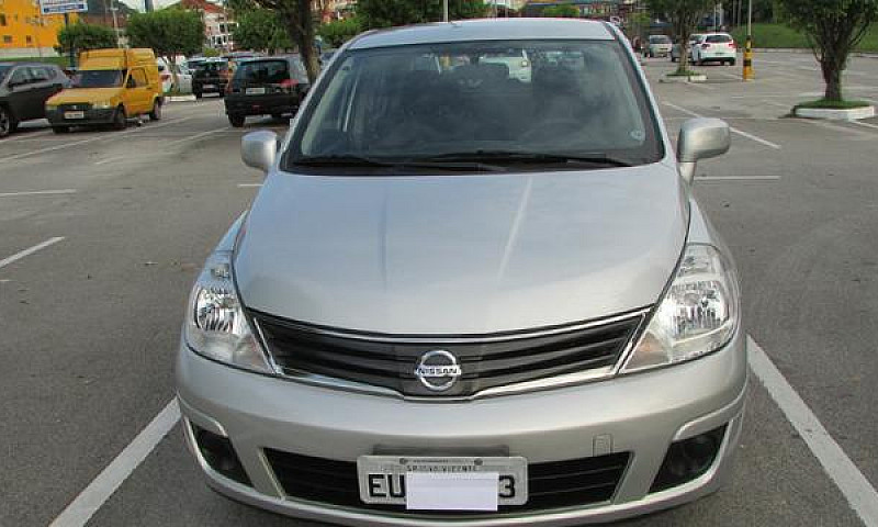 Nissan Tiida Complet...