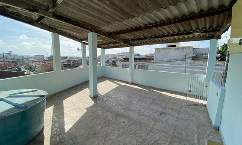 Linda Casa No Centro...