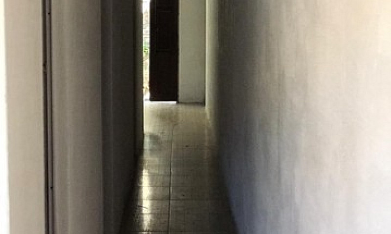 Aluga-Se Casa Na Mar...