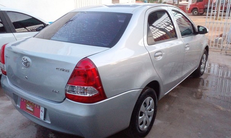 Toyota Etios 1.5 X...