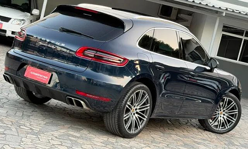 Porsche Macan Turbo ...