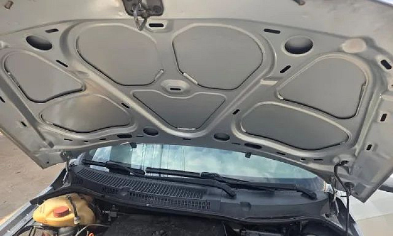 Volkswagen Voyage 1....