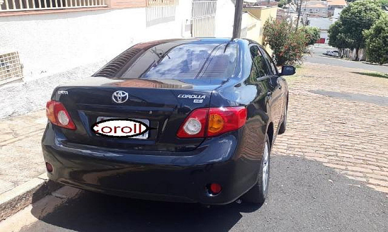 Vendo Toyota Corolla...