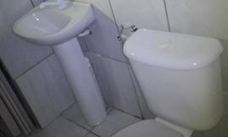 Alugo 2 Cômodos Indi...