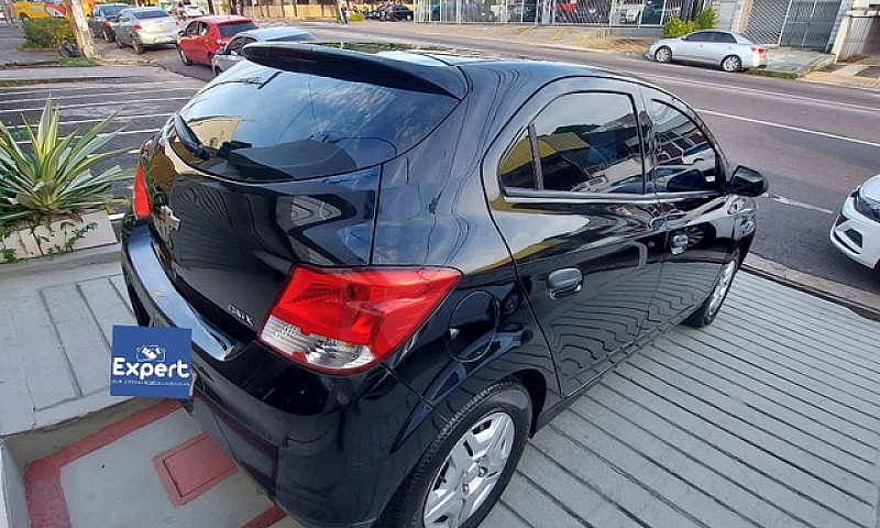 Onix Ls 2015 Semi-No...