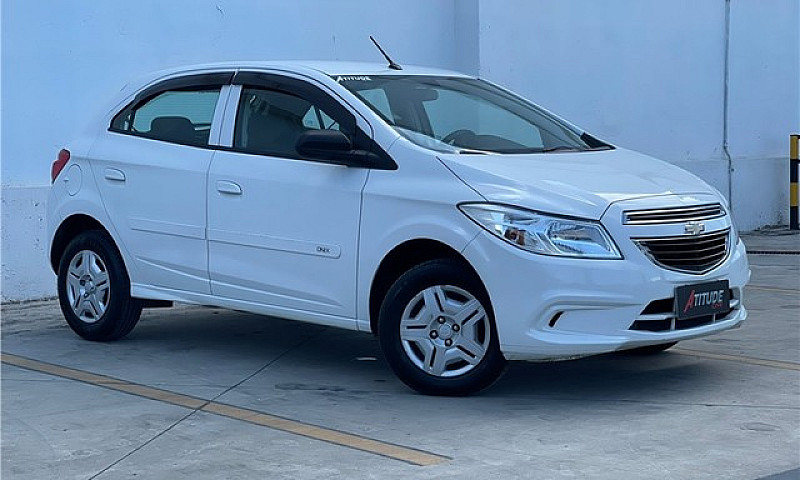 Chevrolet Onix 2016 ...