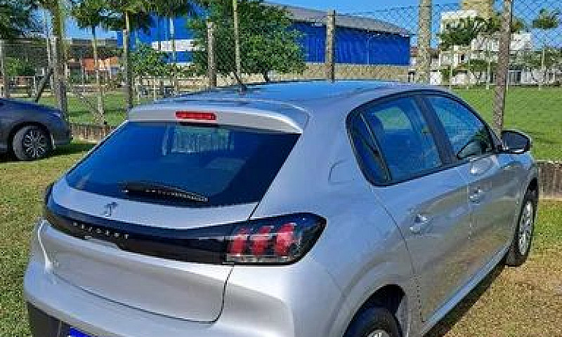 Peugeot 208 1.6 Like...