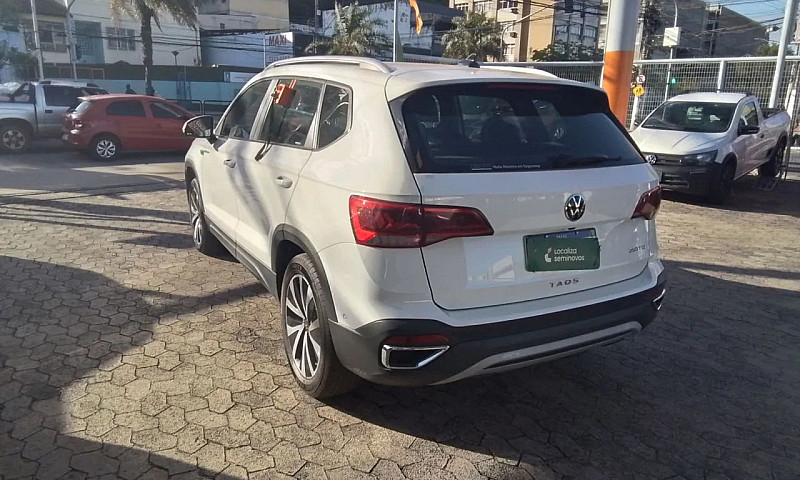 Volkswagen Taos High...