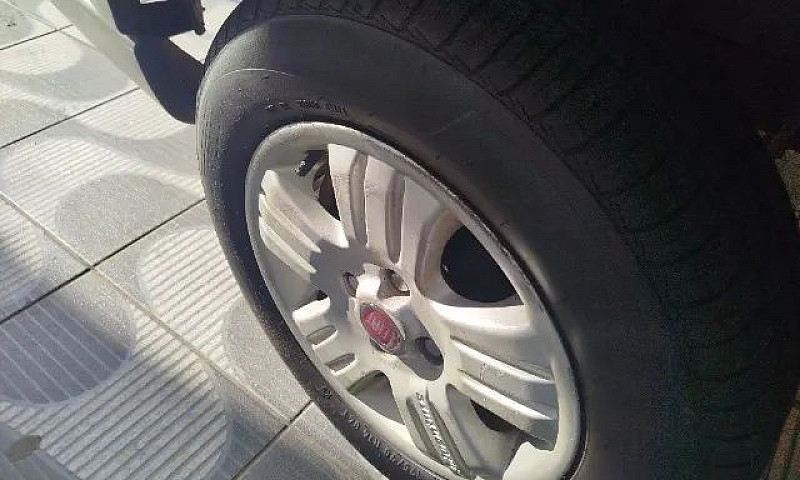 Fiat Strada Trekking...