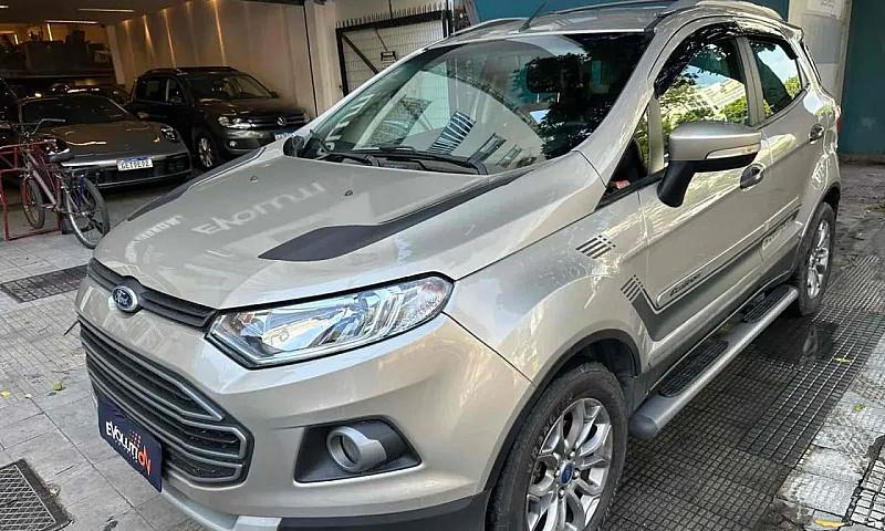 Ford Ecosport 2015 1...