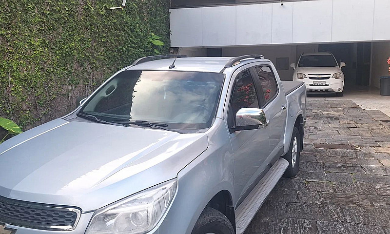 Chevrolet S10 Pick-U...