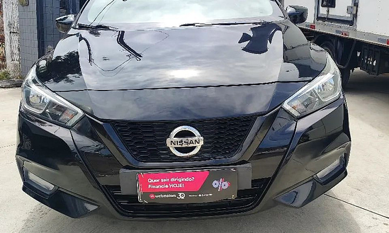 Nissan Versa Sense 1...