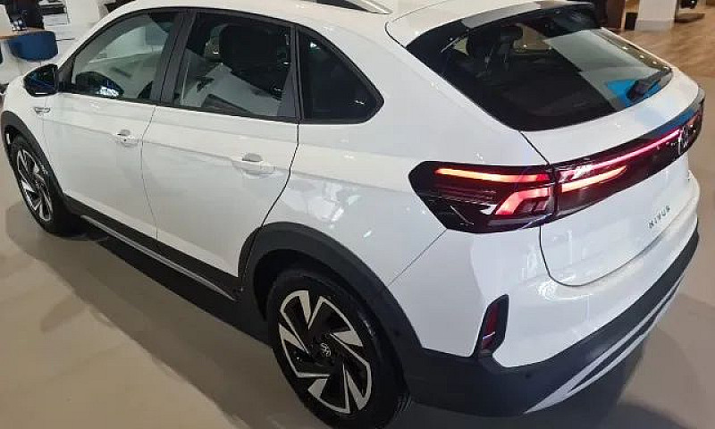Volkswagen Nivus Hig...