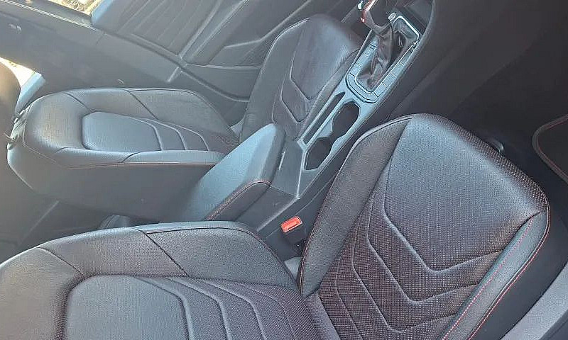 Volkswagen Jetta Gli...