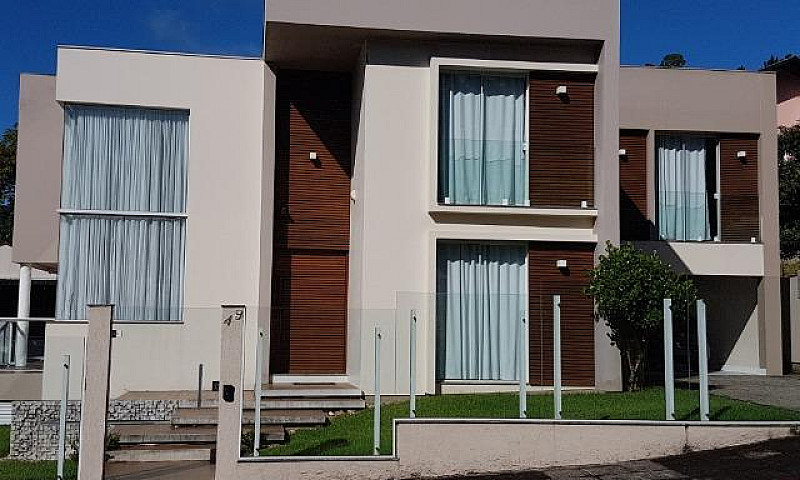 Linda E Moderna Casa...