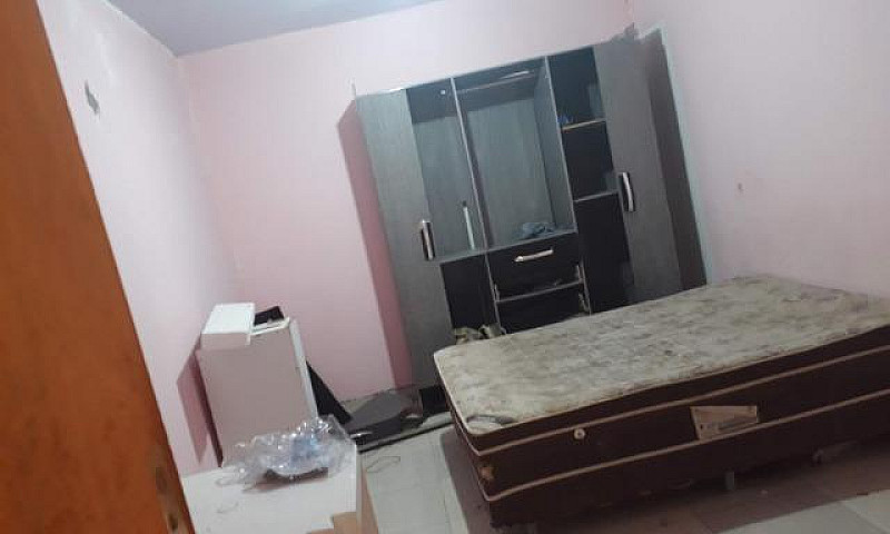 Casa Com 3 Quartos N...