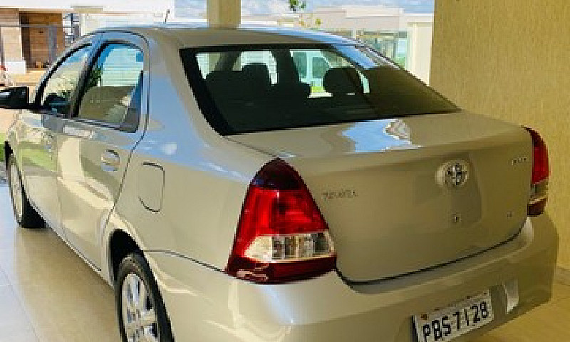 Toyota Etios 2020 Au...