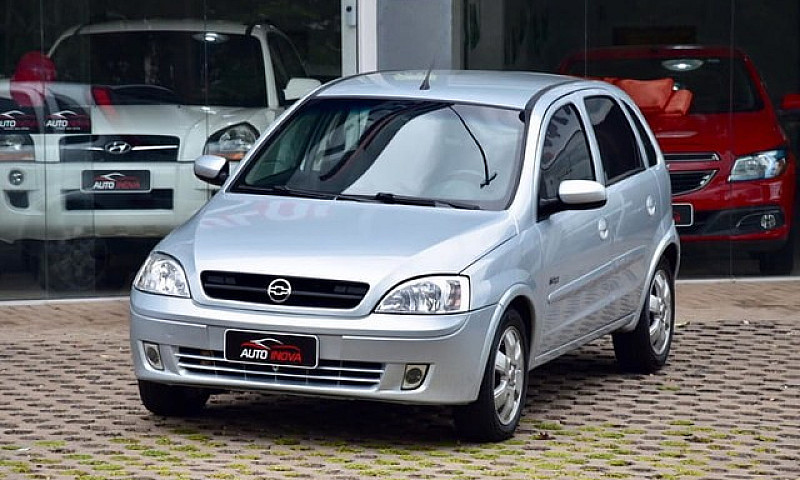 Chevrolet Corsa Hatc...