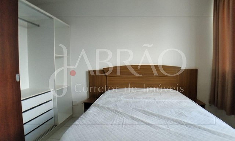 Apartamento Com Um Q...