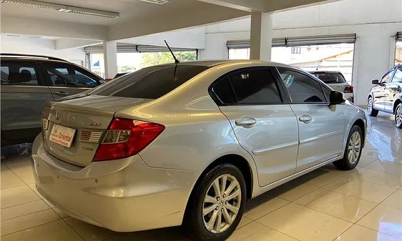 Honda Civic 2015 1.8...