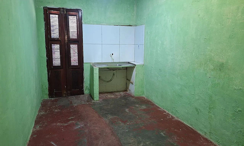 Casa Com 02 Quartos ...