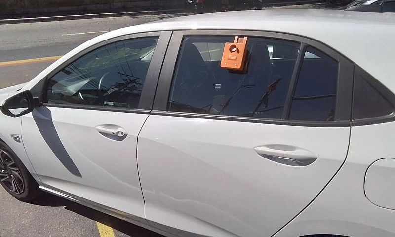 Chevrolet Onix Hatch...