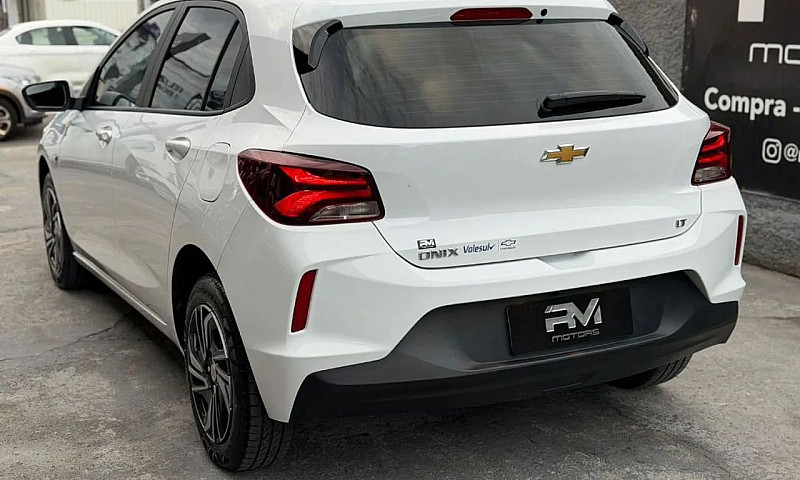 Chevrolet Onix Hatch...