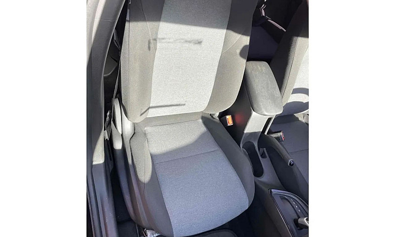 Chevrolet Onix Hatch...