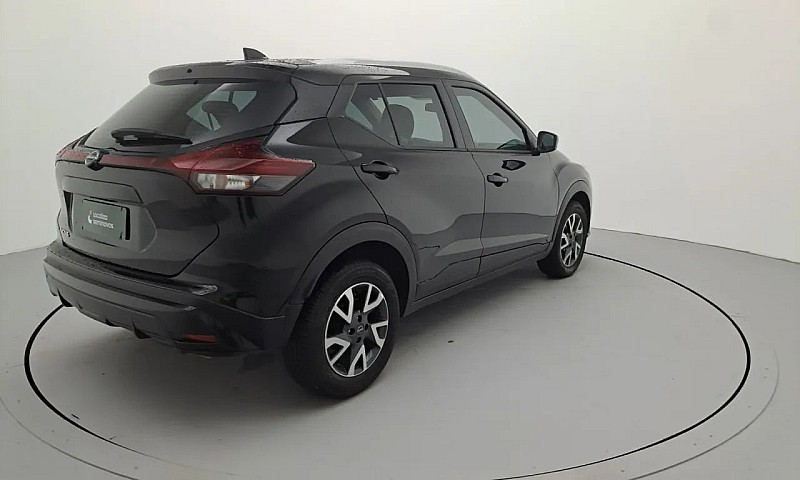 Nissan Kicks Sense 1...