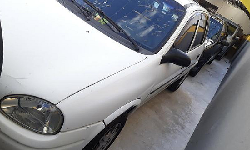 Corsa Hatch 96 1.4 4...