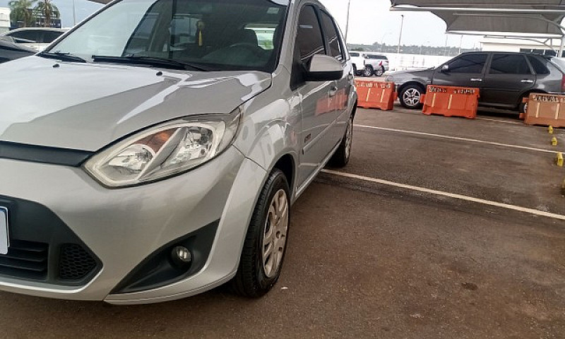 Fiesta Hatch 1.6. 8V...