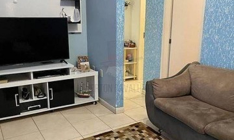 Casa Disponível Para...