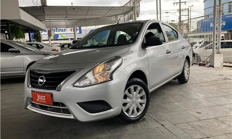 Nissan Versa 2021 1....