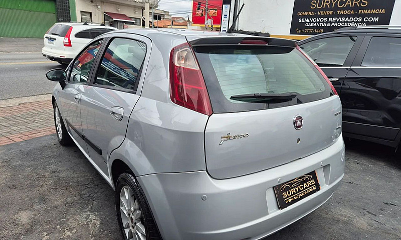 Fiat Punto Essence 1...