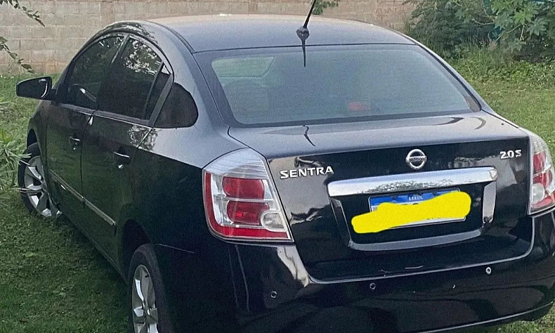 Nissan Sentra S 2.0/...