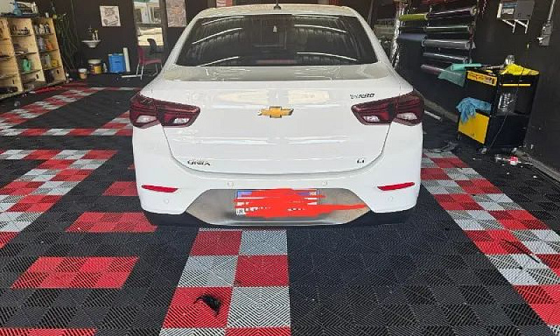 Chevrolet Onix Plus ...