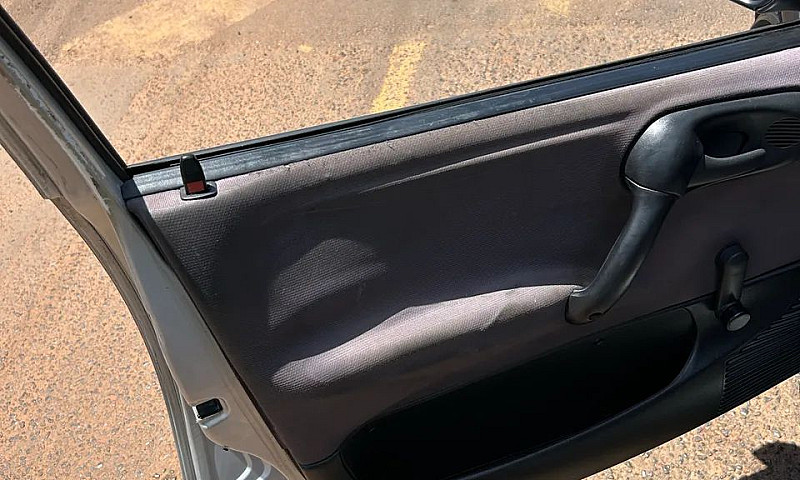 Chevrolet Corsa Seda...