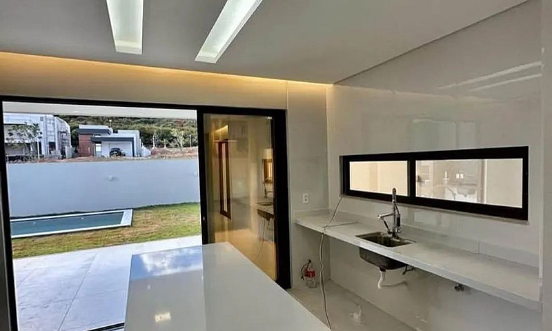 ? Casa No Park Way |...