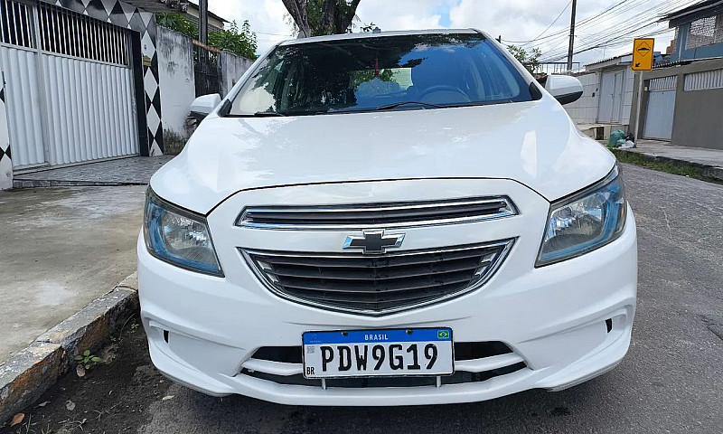 Chevrolet Onix Hatch...