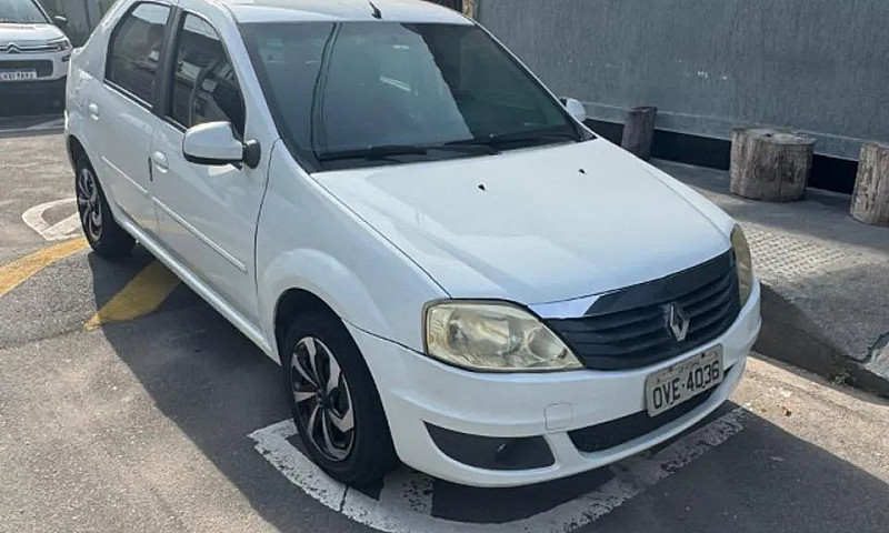 Renault Logan Expres...