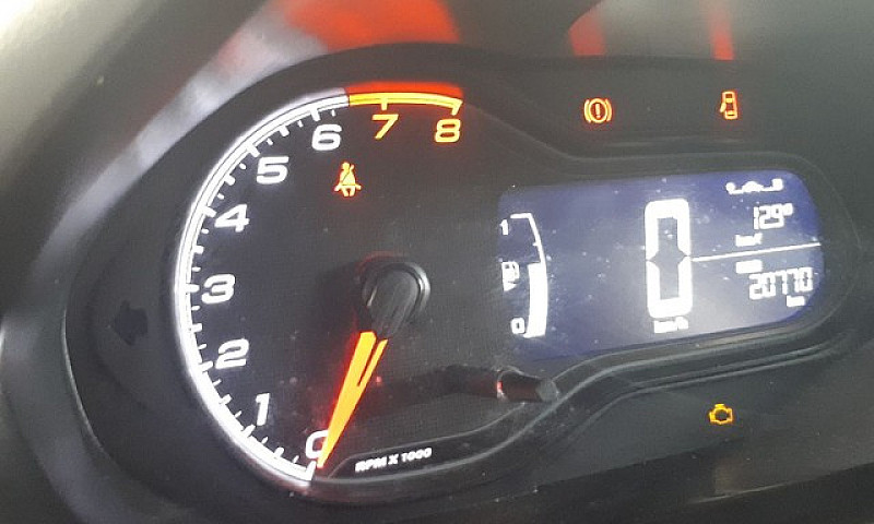 Prisma Sedan Lt 1.4 ...