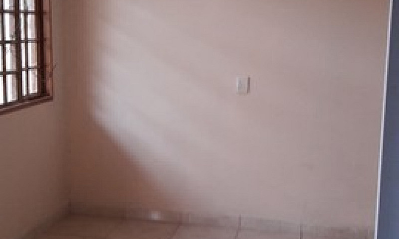 Aluga-Se Kitnet Em A...