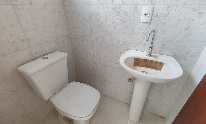 Casa Residencial Com...