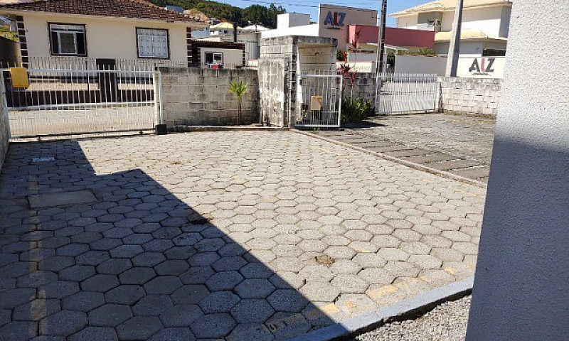 Apto Térreo  Sem Con...