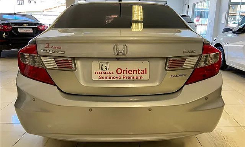 Honda Civic 2015 1.8...